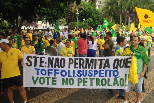 manifestacao-uberlandia