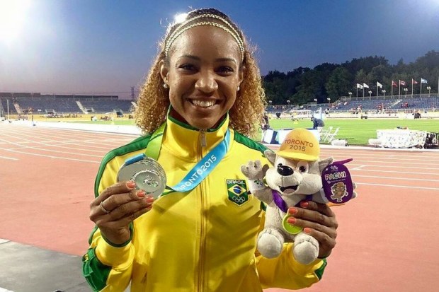Keila Costa fatura prata no salto triplo e garante 6ª medalha para o atletismo