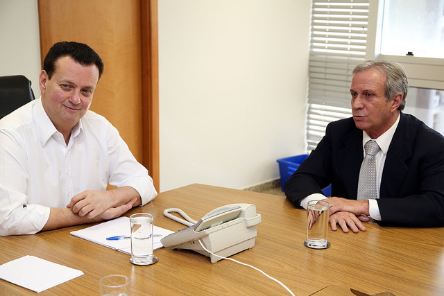 Mas antes o Ministro deu uma passadinha em Barueri...