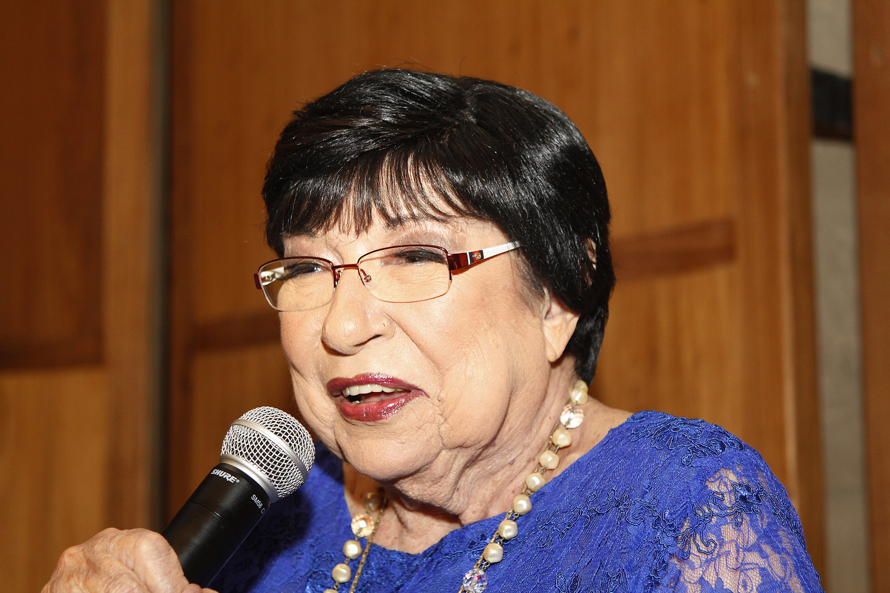 morre-em-sao-paulo-a-cantora-e-apresentadora-inezita-barroso