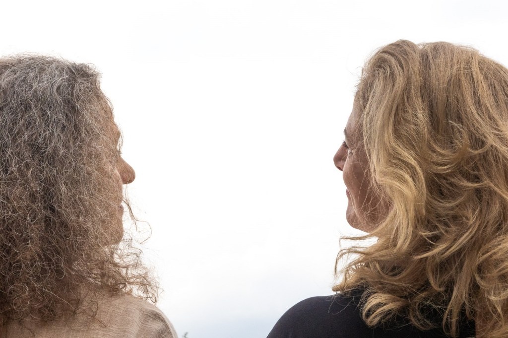 Da poesia de Consuelo de Paula e da melodiade Regina Machado nasce o disco Pássaro&nbsp;Futuro